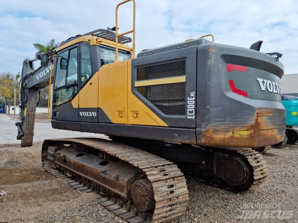 Volvo EC 300 E Pásová rýpadla