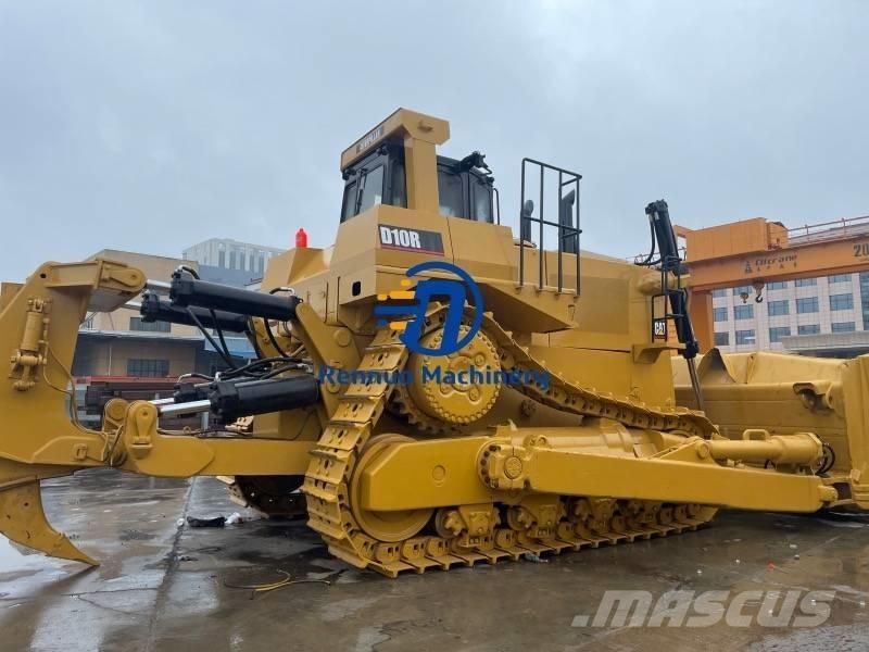 CAT D 10 R Pásové dozery