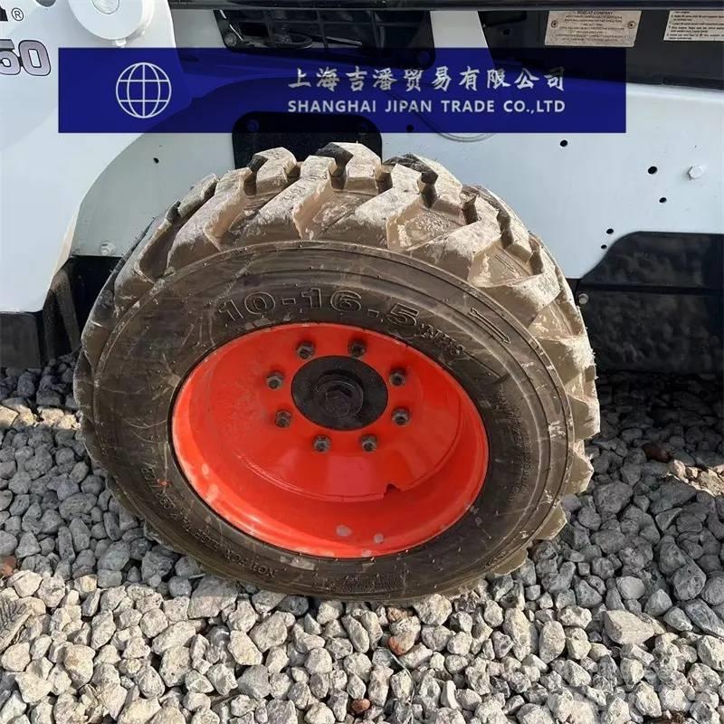 Bobcat S 450 Smykem řízené nakladače