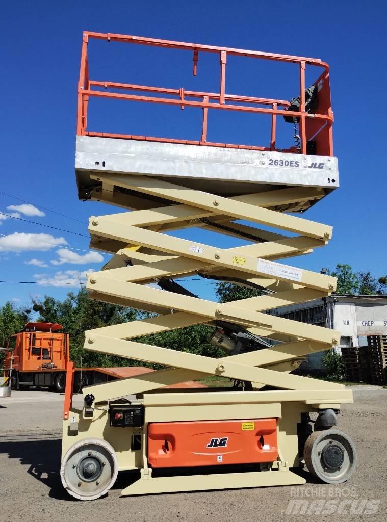 JLG 2630 ES Nůžková zvedací plošina