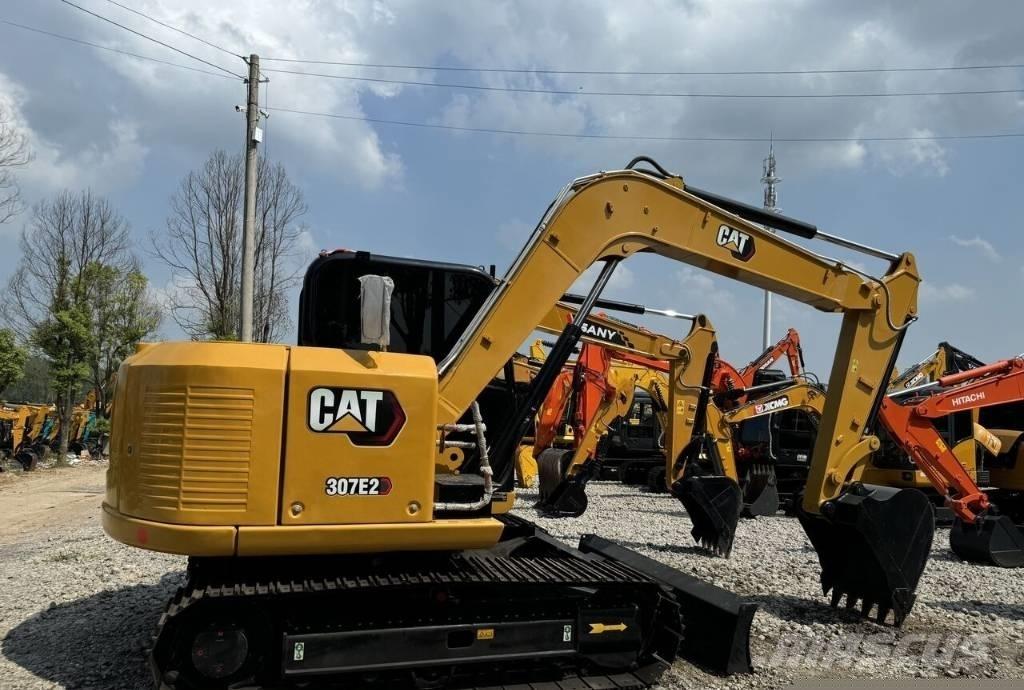 CAT 307 E2 Midi rýpadla 7t - 12t