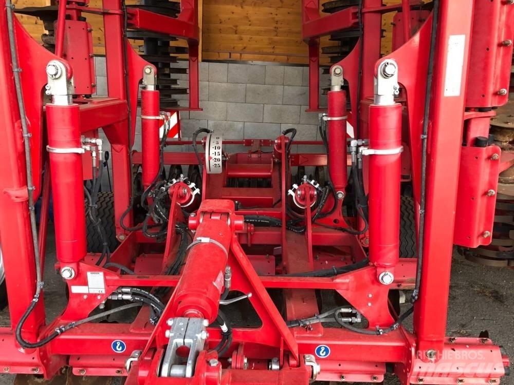 Horsch Joker 8 RT Hloubkové kypřiče