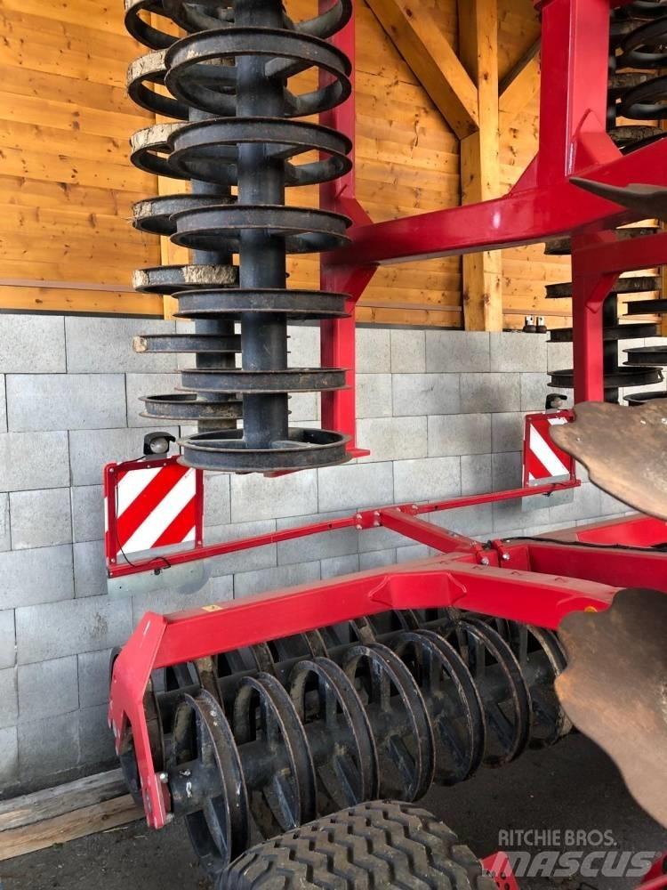 Horsch Joker 8 RT Hloubkové kypřiče