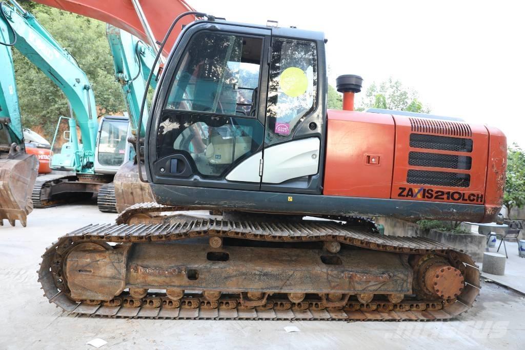 Hitachi ZX 210 LC-6 Pásová rýpadla
