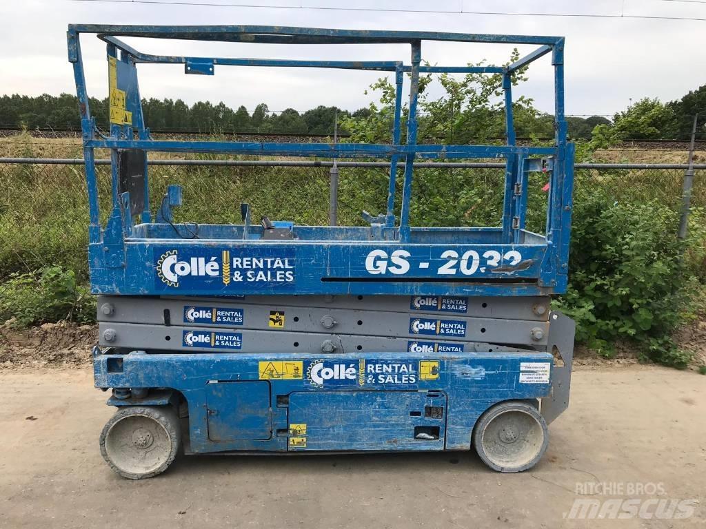Genie GS 2032 Nůžková zvedací plošina