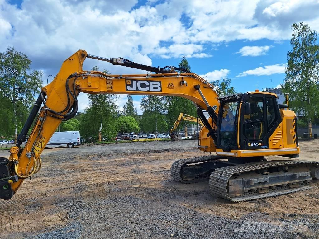 JCB 245 XR LC Pásová rýpadla