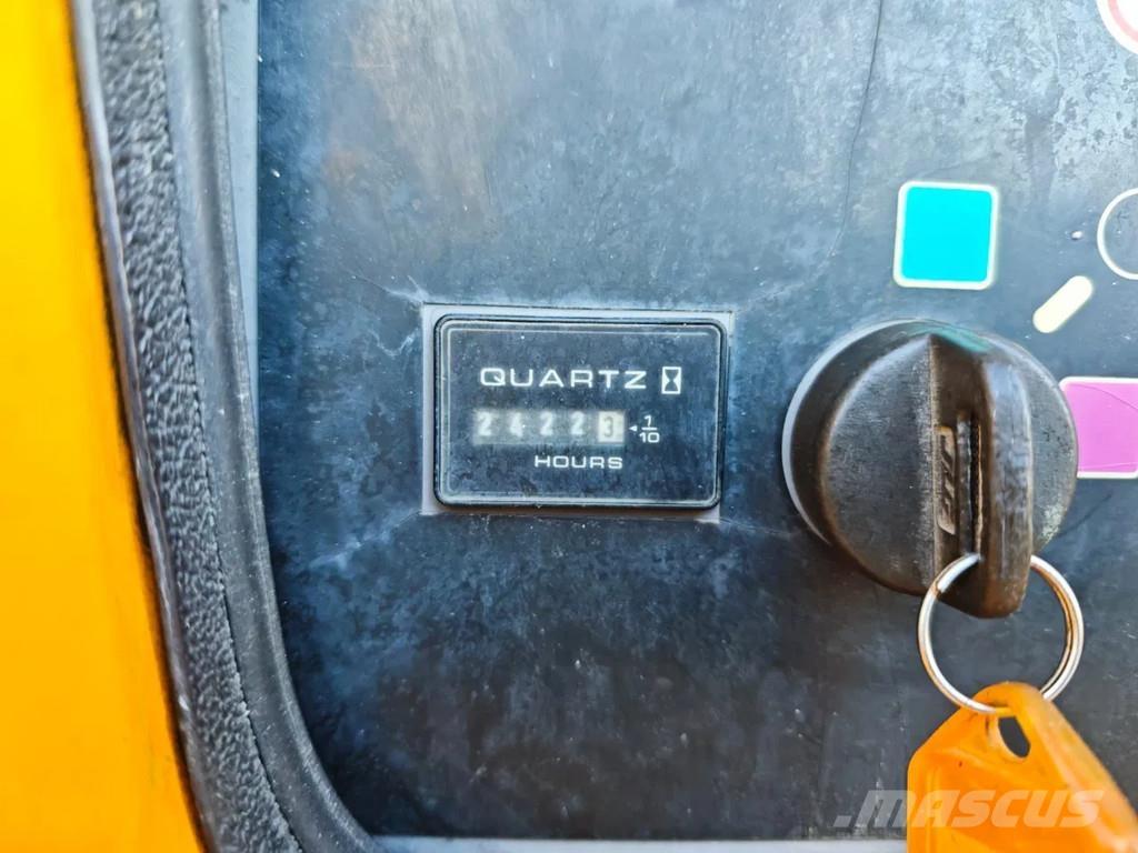 JLG 660 SJ Teleskopické plošiny