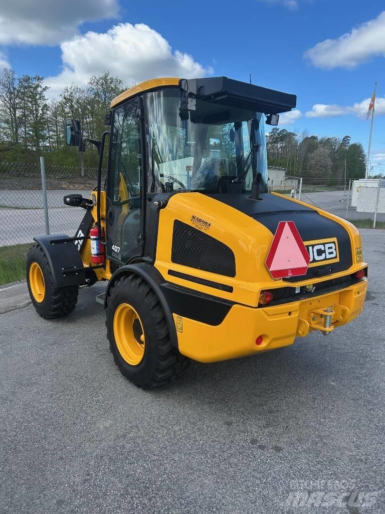 JCB 407 Kolové nakladače