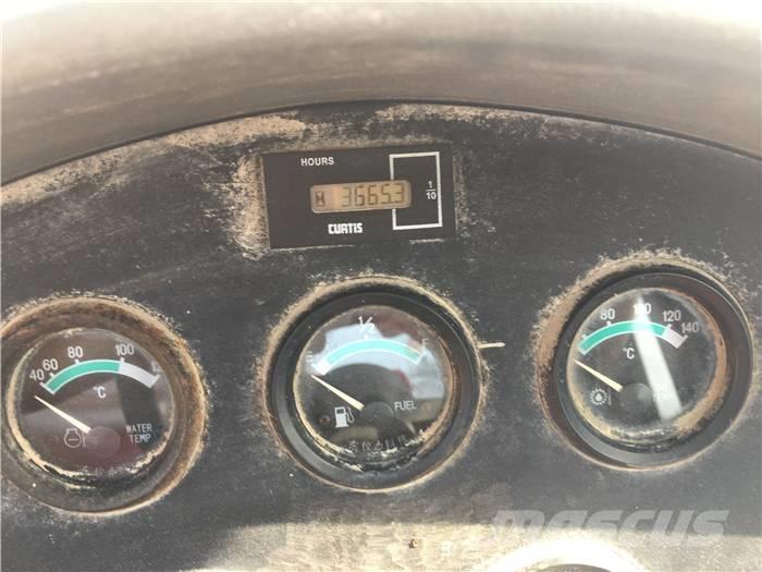 CAT 966 H Kolové nakladače