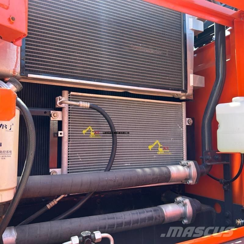 Doosan DX225-9C Pásová rýpadla