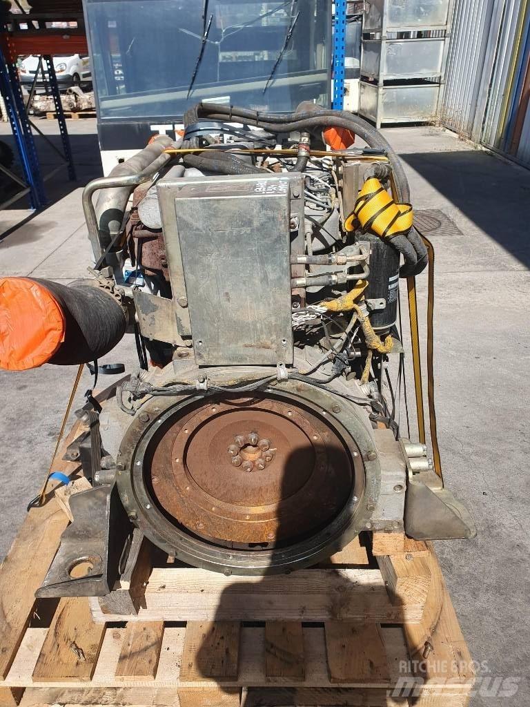 Liebherr D924 TIE A4 Motory