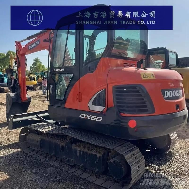 Doosan DX 60 Pásová rýpadla