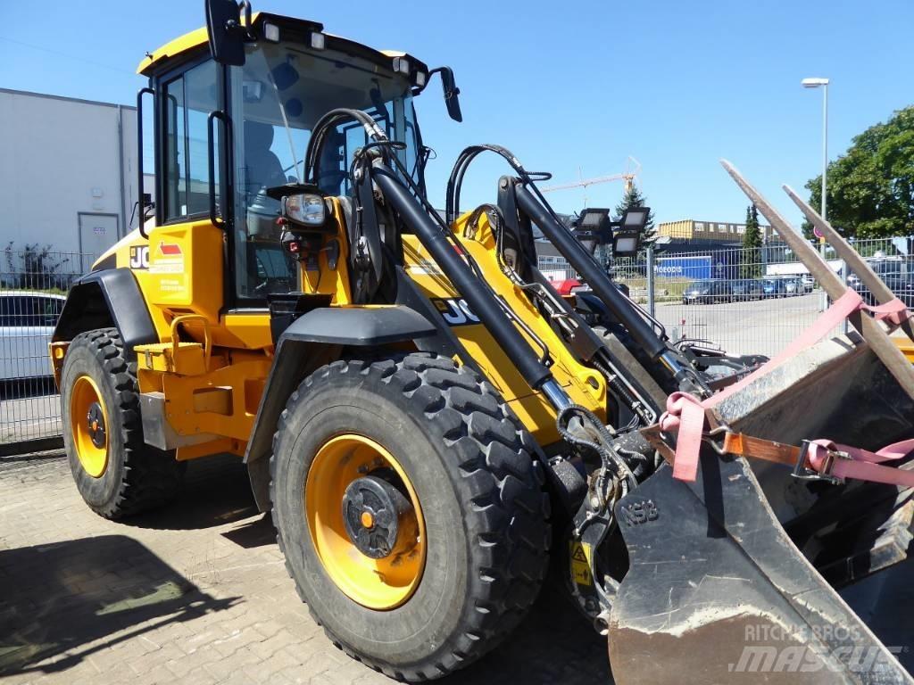 JCB 417 HT Kolové nakladače
