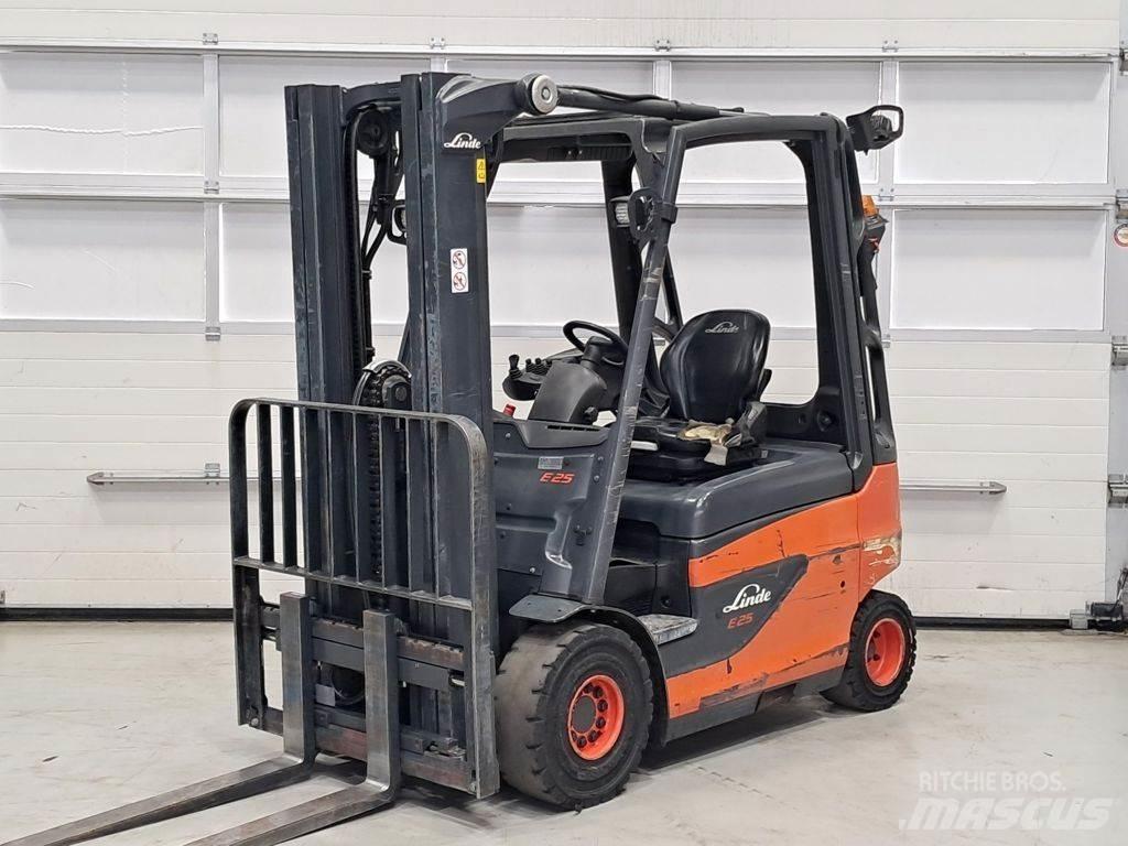 Linde E25-01 Akumulátorové vozíky