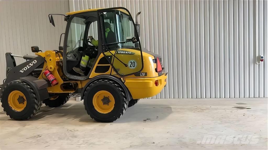 Volvo L 25 F Kolové nakladače