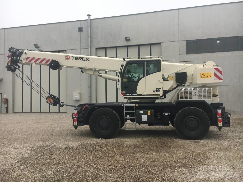Terex TRT35 Jeřáby pro těžký terén