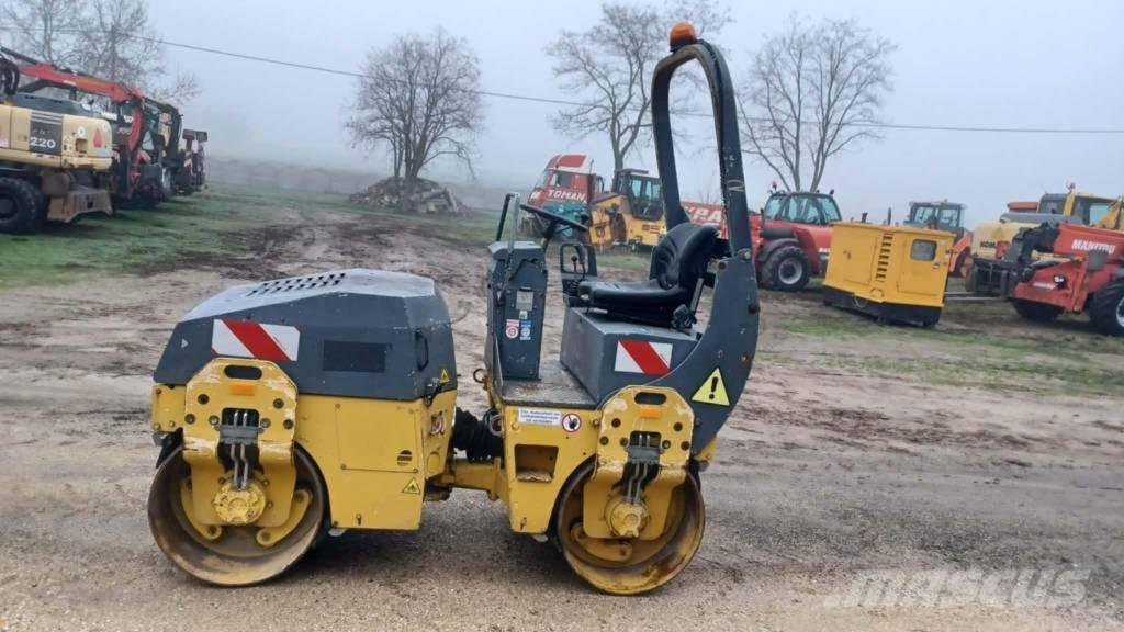 Bomag BW 100 AD-3 Tandemové válce