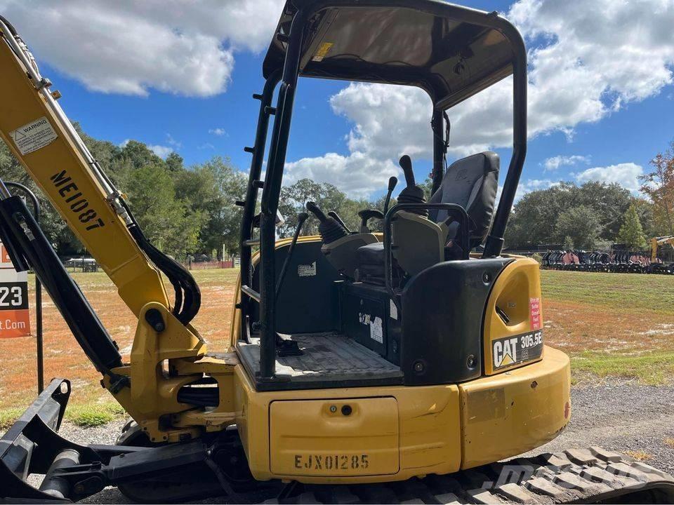 CAT 305.5 E2 CR Mini rýpadla < 7t