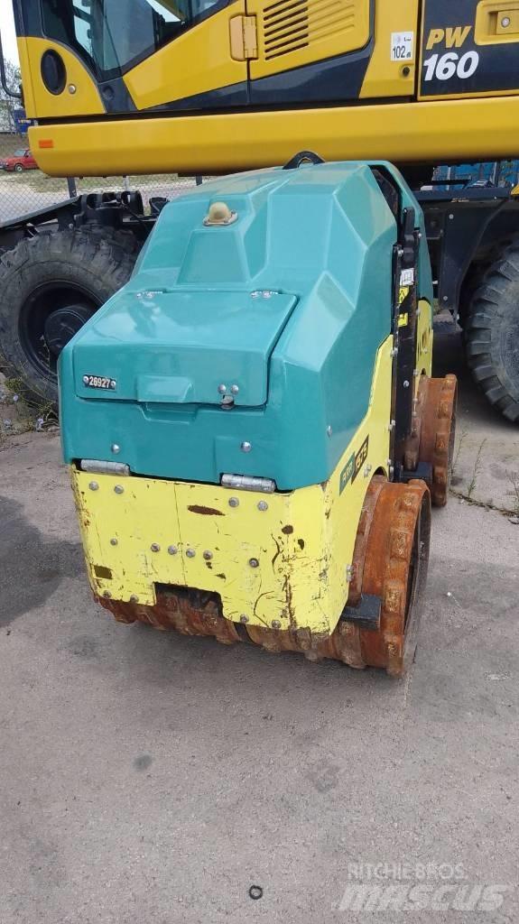Ammann Rammax 1575 Půdní kompaktory