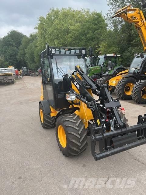 JCB 403 PLUS Teleskopické nakladače pro zemědělství