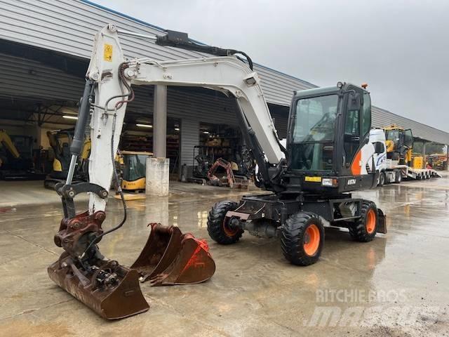 Bobcat E 57 W Kolová rýpadla