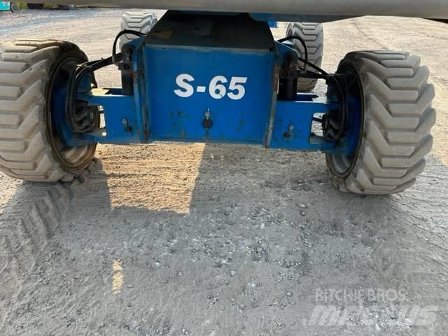 Genie S 65 Teleskopické plošiny