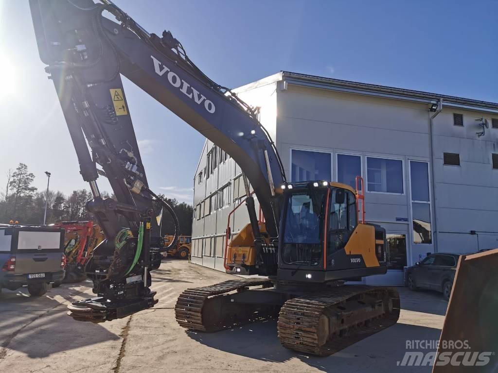 Volvo EC220EL Pásová rýpadla