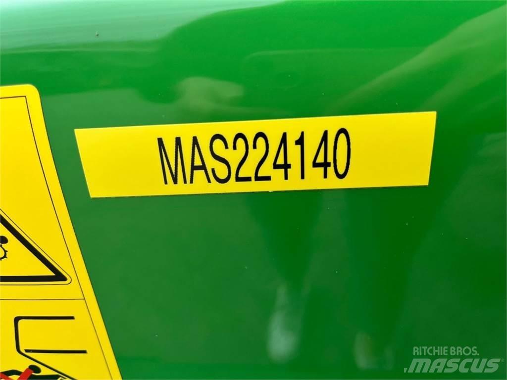 John Deere V451R Další