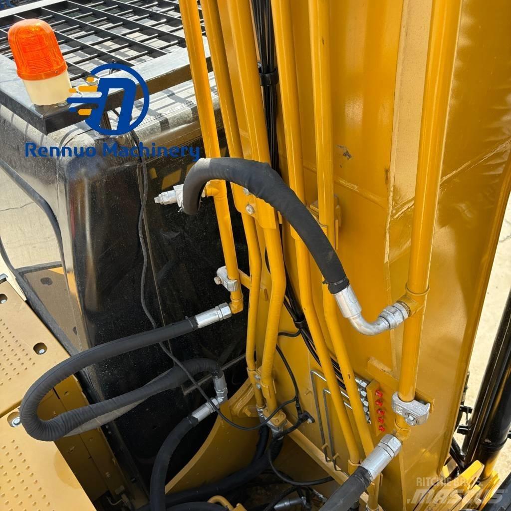 CAT 320DL Pásová rýpadla