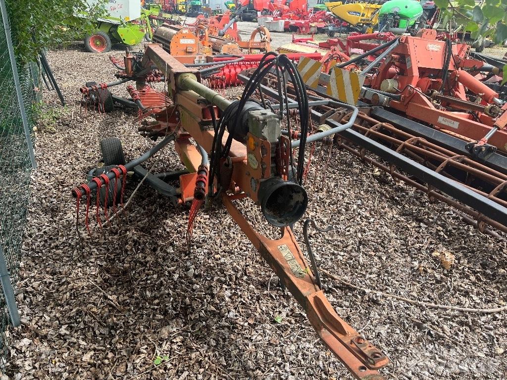 Kverneland ANDEX 653 Obraceče a shrabovače sena