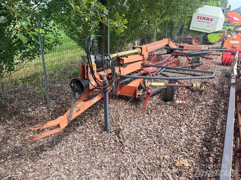 Kverneland ANDEX 653 Obraceče a shrabovače sena