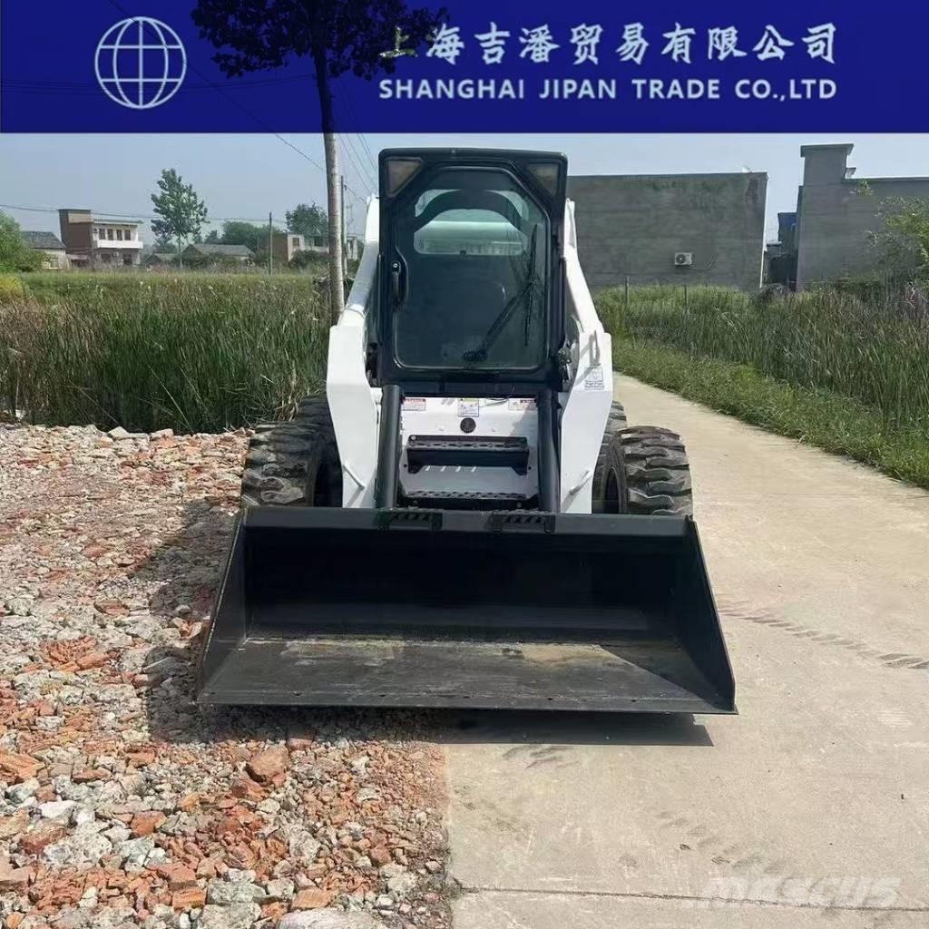 Bobcat S 330 Smykem řízené nakladače