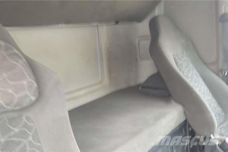 Daewoo KL3TX Další