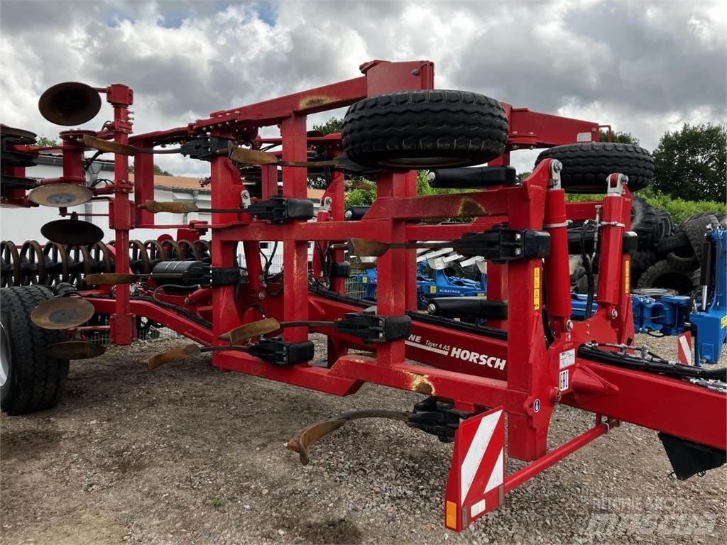 Horsch Tiger 4 AS Kultivátory