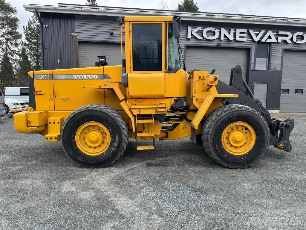 Volvo L 90 D Kolové nakladače