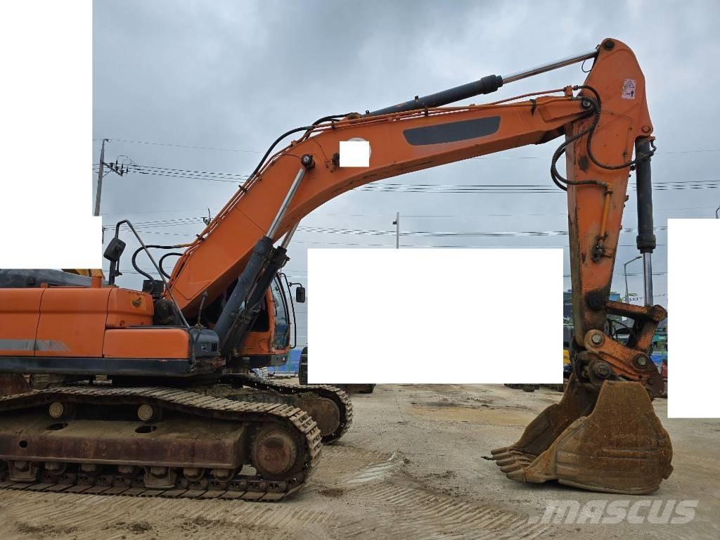 Doosan DX 380 LC Pásová rýpadla
