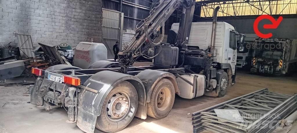 Volvo FM 9 260 Skříňová nástavba
