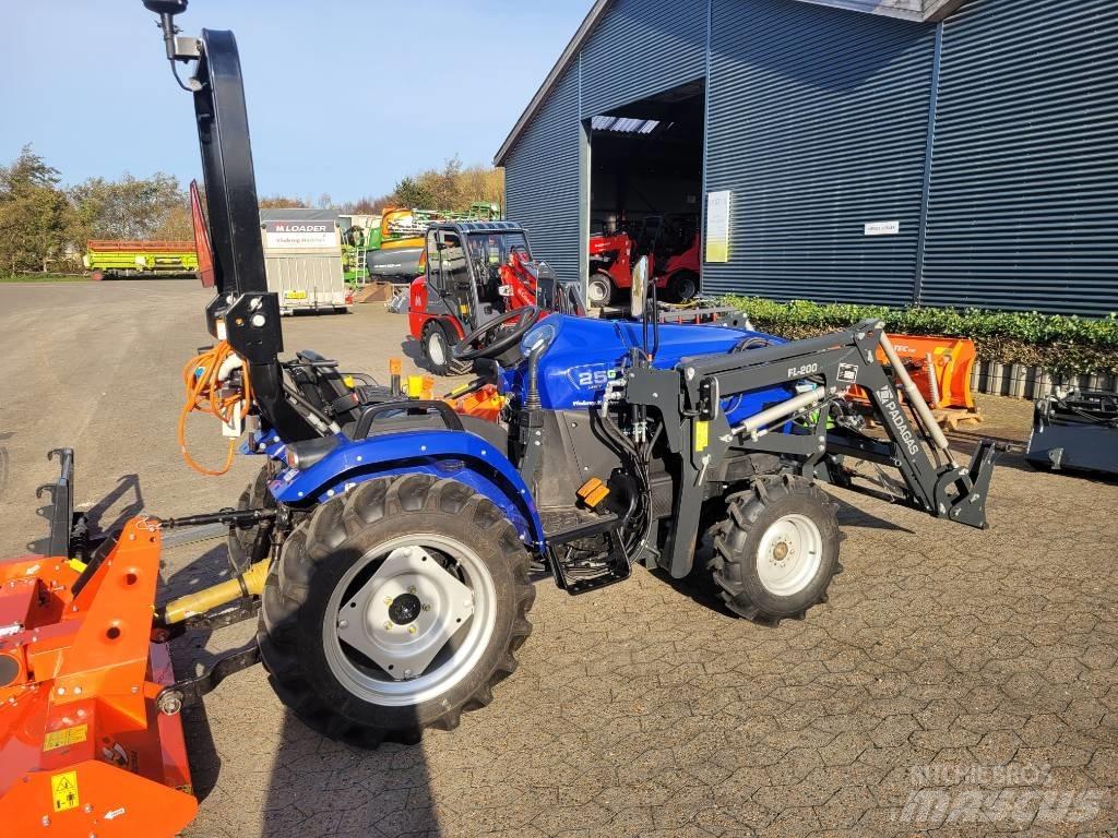 Farmtrac 25 G HST Kompaktní traktory