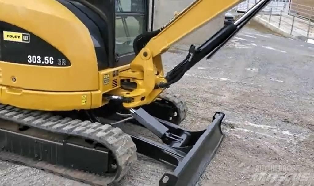 CAT 303.5 C CR Mini rýpadla < 7t