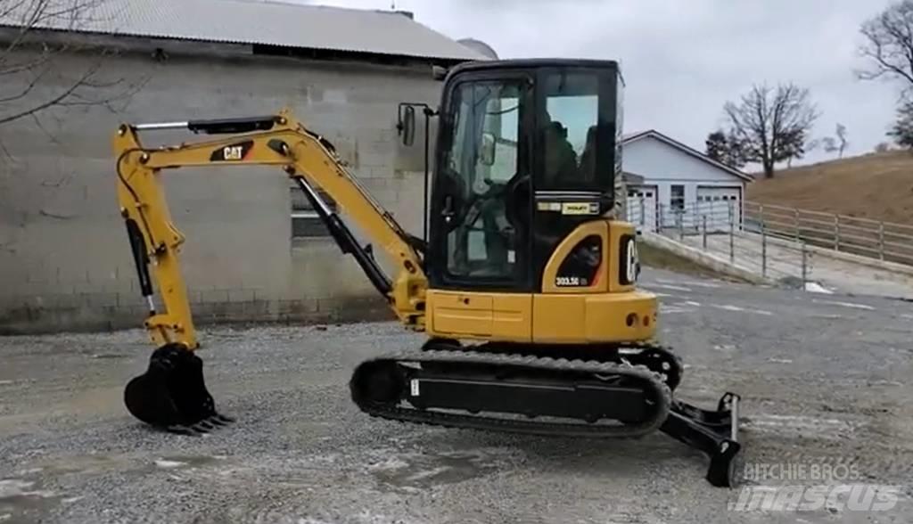 CAT 303.5 C CR Mini rýpadla < 7t