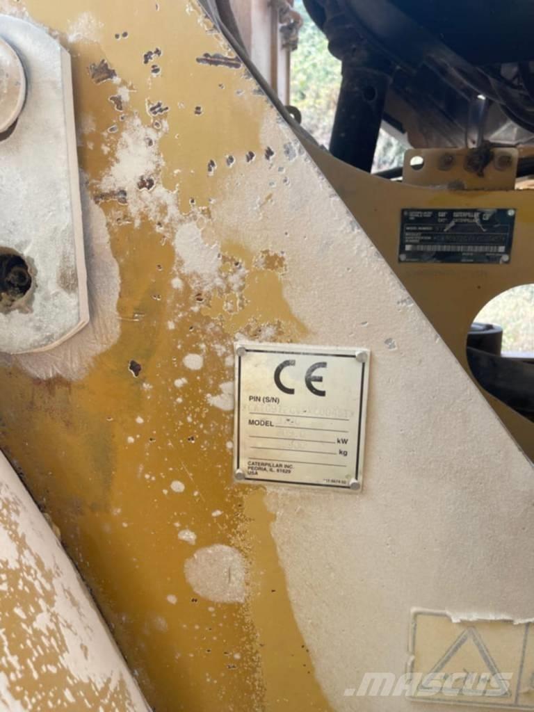 CAT 972 G II Kolové nakladače