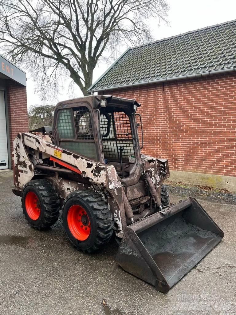 Bobcat S510 Smykem řízené nakladače