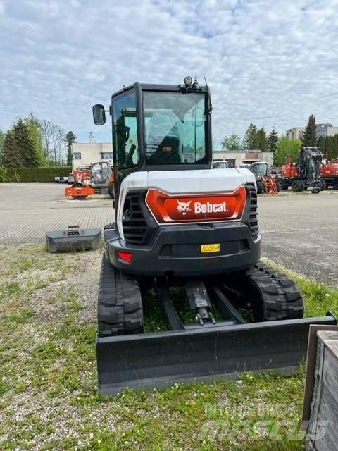Bobcat E 55 z Mini rýpadla < 7t