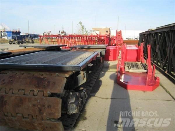 Manitowoc 555 Pásové jeřáby