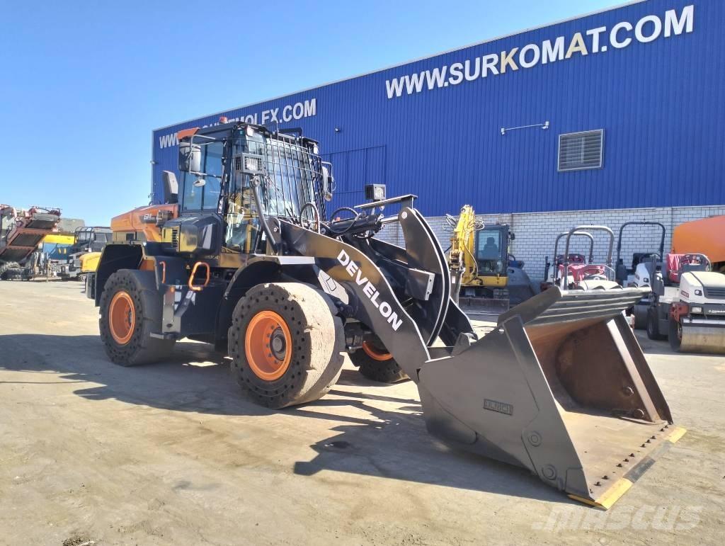 Develon DL 220-7 Kolové nakladače