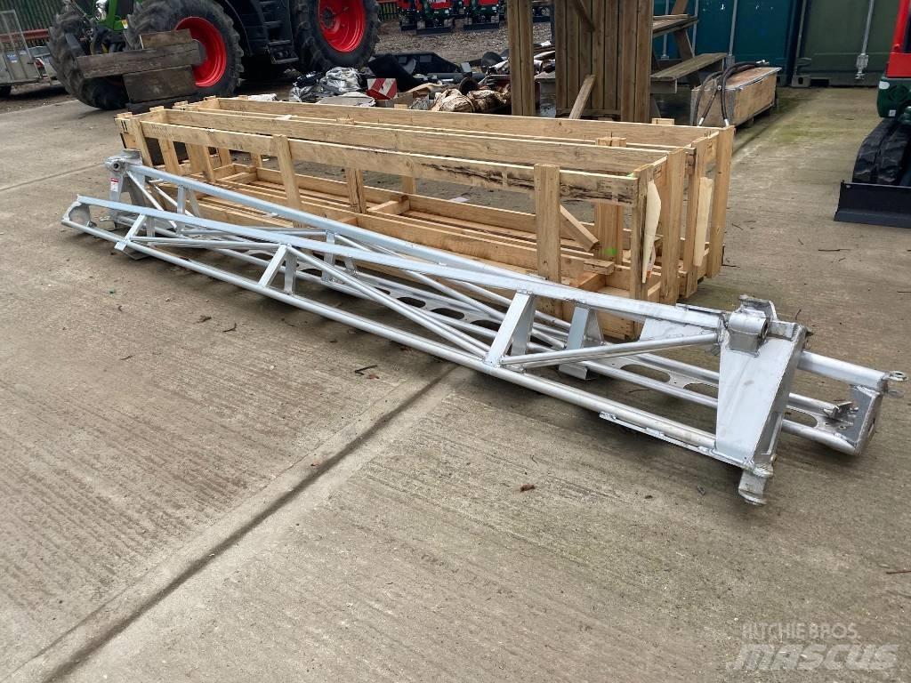  Pommier 18/32m Boom Výložníky a lžíce
