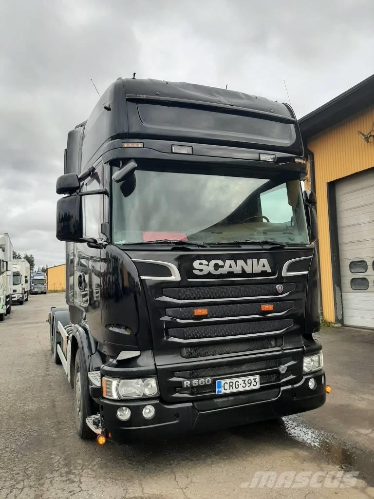 Scania R 560 Hákový nosič kontejnerů