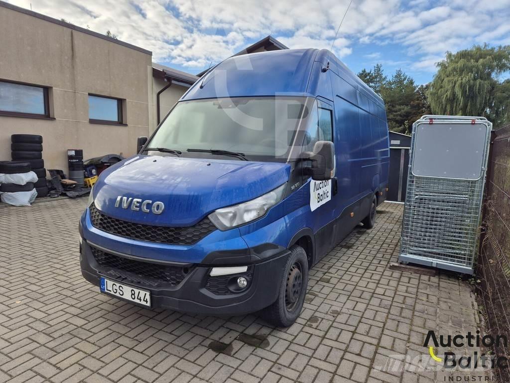 Iveco 35S17 Skříňová nástavba