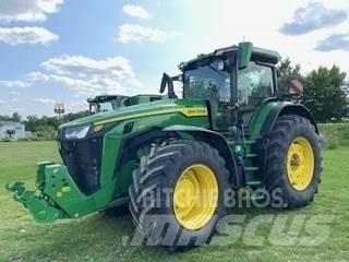 John Deere 8R 370 Traktory