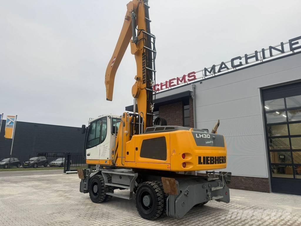 Liebherr LH 30 M Stroje pro manipulaci s odpadem